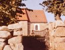 1961 Fiskb&aelig;k kirke fra lille l&aring;ge