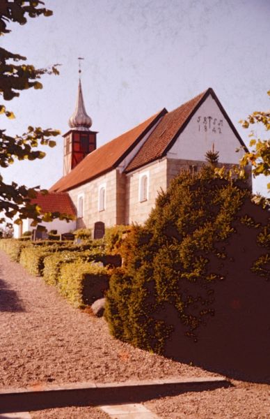 1961 Fiskbæk kirke fra SØ