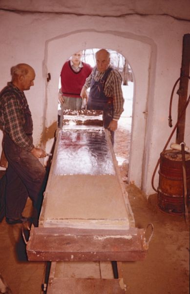 1962 Vorde kirke, blytækning (3)